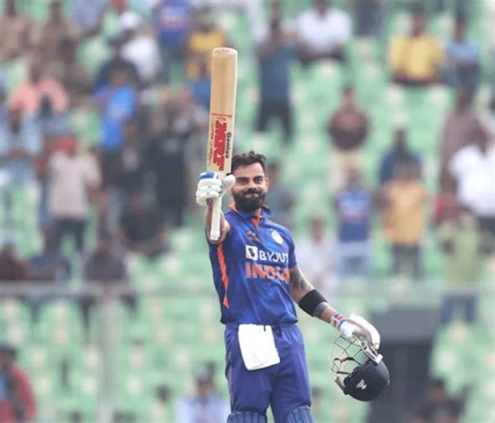 Virat Kohli Bio, Age, Parents, Siblings, Wife, Children, Height, Weight