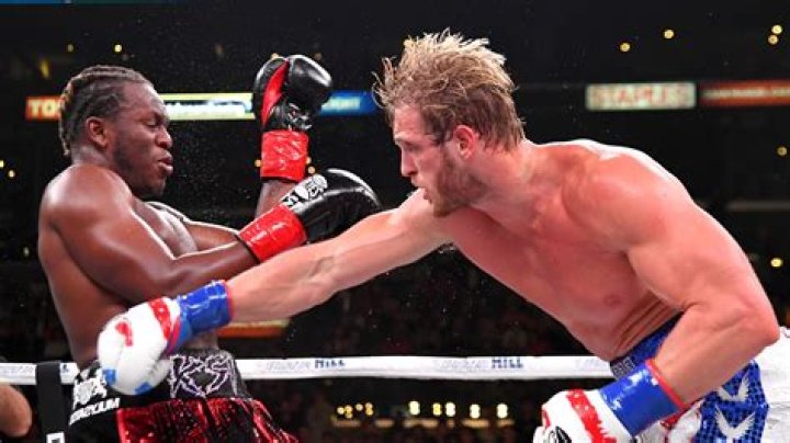 What Is Deji Boxing Record?