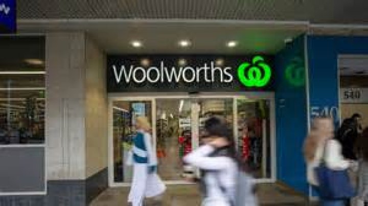 What’s open VIC, QLD, NSW, ACT this long weekend: Coles, Woolworths, Kmart and BWS
