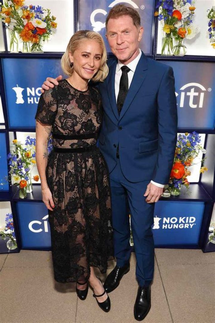 Who are Bobby Thomas and Steve Thomas?