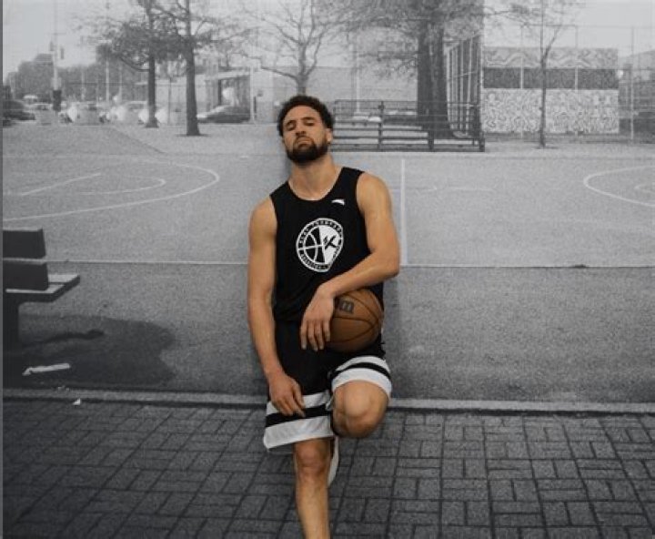 Who Are Mychal Thompson and Julie Thompson?