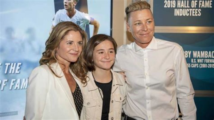 Who Is Glennon Doyle Married To? Who Is Glennon Doyles Ex-Husband, Children, Family!