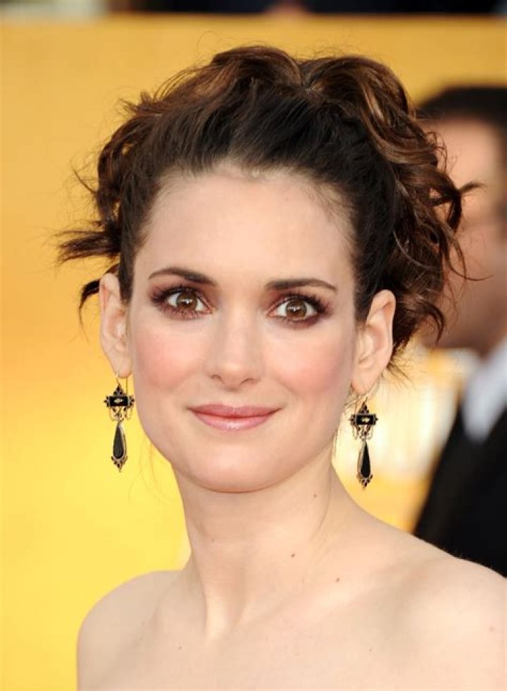 Winona Ryder Biography